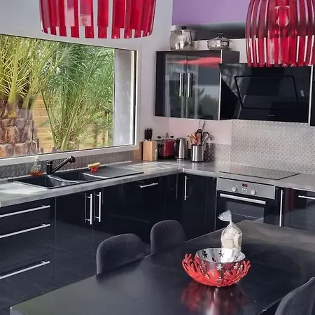 Holiday home Magnifique Maison D'architecte Bordeaux Merignac (Gironde)